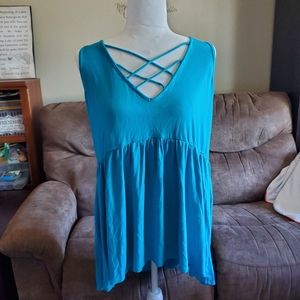 Sleeveless strappy turquoise Torrid top, sz 1